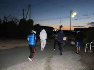 早起きして、海へ向かいます。