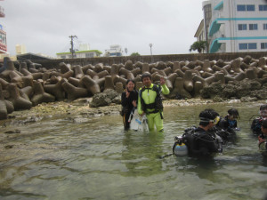沖縄　体験ダイビング