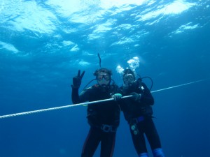 沖縄　ダイビング　友達同士