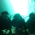 沖縄　ダイビング　青の洞窟