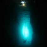 沖縄　ダイビング　青の洞窟