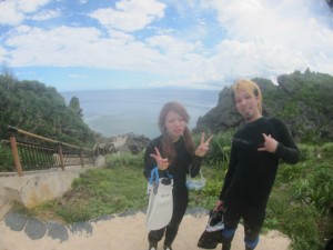 沖縄　ダイビング　青の洞窟　真栄田岬