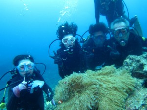 沖縄　ダイビング　真栄田岬　青の洞窟