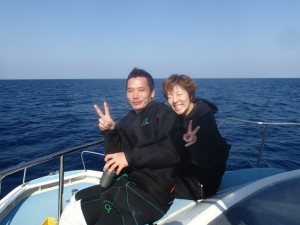 沖縄　ダイビング　慶良間　体験　ホエールウォッチング　クジラ