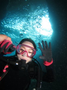 沖縄　体験ダイビング　青の洞窟