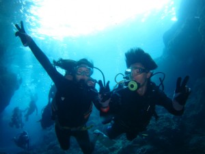 沖縄　体験ダイビング　青の洞窟