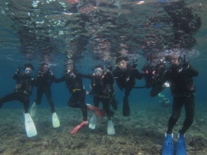 沖縄　体験ダイビング　青の洞窟