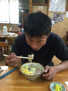 ダイビング前の腹ごしらえ