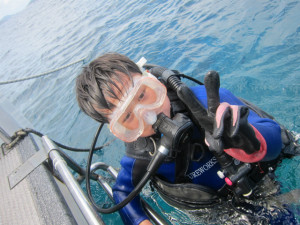 沖縄　体験ダイビング　慶良間　子供