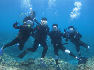 沖縄　ダイビング　慶良間　体験　FUN