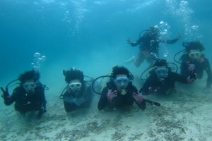 沖縄　ダイビング　近海ボート　体験ダイビング