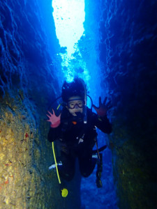 沖縄　ダイビング　万座　FUNダイビング