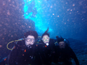 沖縄　ダイビング　真栄田岬　青の洞窟　体験ダイビング　親子