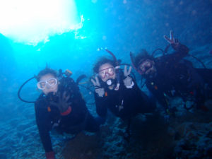 沖縄　ダイビング　青の洞窟　体験ダイビング　FUNダイビング