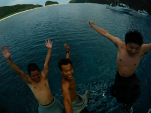 沖縄　ダイビング　慶良間　体験ダイビング　ＦＵＮダイビング