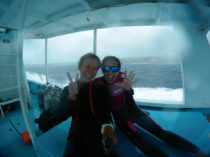 沖縄　ダイビング　青の洞窟