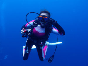 沖縄　ダイビング　青の洞窟