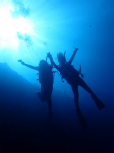沖縄　ダイビング　万座　FUNダイビング