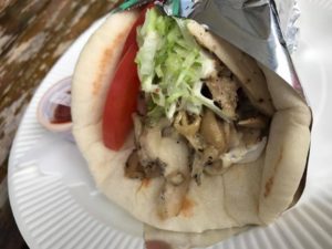 沖縄　北谷　砂辺　GYROS