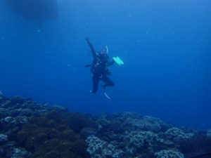 沖縄　宜野湾　ダイビング　講習　ボートダイビング　AOW