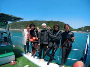 沖縄　ダイビング　慶良間　FUNダイビング　自社船