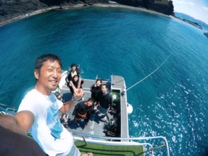 沖縄　慶良間　慶良間諸島　自社船　ダイビング　ボートダイビング　体験ダイビング　ファンダイビング