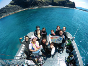 沖縄　慶良間　慶良間諸島　自社船　ダイビング　ボートダイビング　体験ダイビング　ファンダイビング