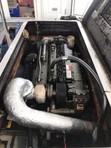 沖縄　ダイビング　ボートダイビング　自社船　アルファダイブ