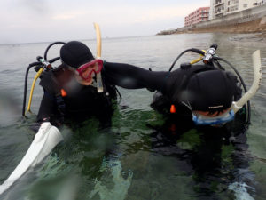 沖縄　砂辺　北谷　ダイビング　ファンダイビング　ビーチダイビング　OW講習