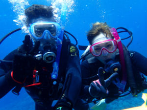 沖縄　ダイビング　慶良間　体験ダイビング　自社船