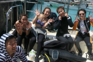 沖縄 恩納村 万座 瀬良垣 ファンダイビング ダイビング ボートダイビング