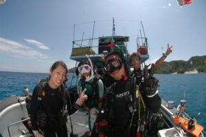 沖縄　慶良間　慶良間諸島　ダイビング　ボートダイビング　ファンダイビング　自社船　