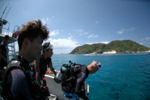 沖縄　慶良間　慶良間諸島　ダイビング　ボートダイビング　ファンダイビング　自社船　体験ダイビング