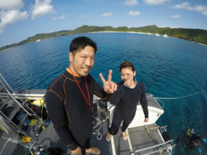 沖縄　ダイビング　慶良間　体験ダイビング　自社船
