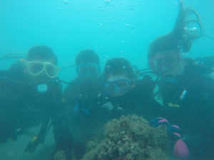 沖縄　沖縄本島　那覇　那覇シーサイドパーク　ビーチダイビング　ダイビング　体験ダイビング　ファンダイビング