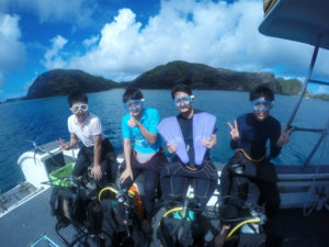 沖縄　慶良間　慶良間諸島　ダイビング　ボートダイビング　ファンダイビング　自社船　　体験ダイビング