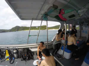 沖縄　慶良間　慶良間諸島　ダイビング　ボートダイビング　ファンダイビング　自社船　