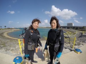 沖縄　沖縄本島　那覇　那覇シーサイドパーク　ビーチダイビング　ダイビング　体験ダイビング