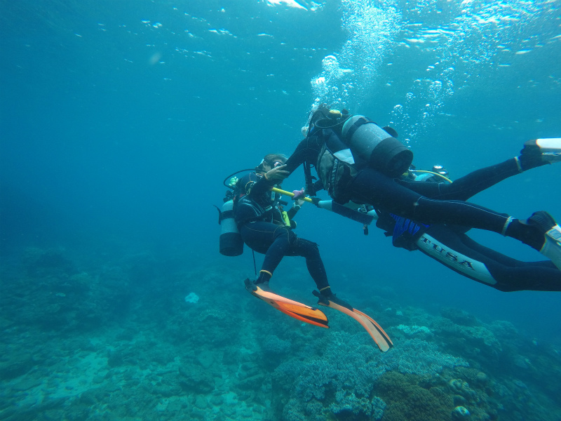 沖縄　北谷　宮城海岸　砂辺　ダイビング　体験ダイビング　ビーチダイビング