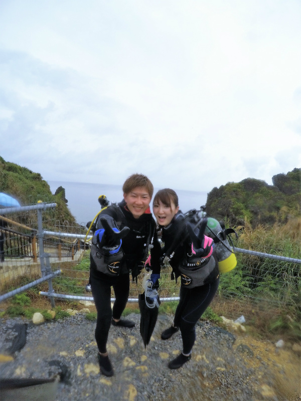 沖縄　ダイビング　真栄田岬　青の洞窟　ビーチダイビング　体験ダイビング
