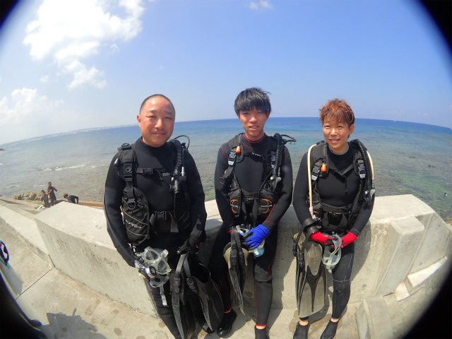 沖縄　北谷　砂辺　ダイビング　ビーチダイビング