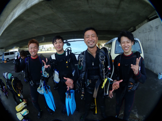 沖縄　那覇　ビーチダイビング　体験ダイビング