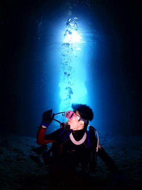 沖縄　真栄田岬　青の洞窟　ダイビング　ビーチダイビング