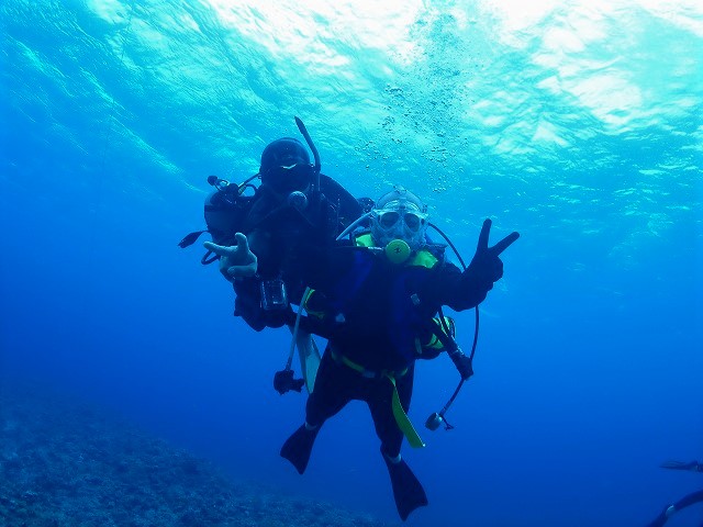 沖縄　ダイビング　　チービシ諸島
