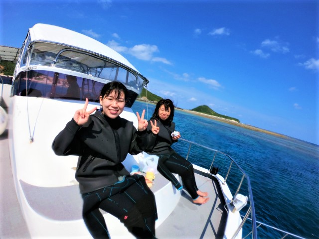 沖縄　ダイビング　慶良間　体験ダイビング　FUNダイビング　慶良間諸島　ボートダイビング　自社船