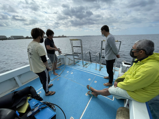 沖縄　ダイビング　自社船　慶良間　FUNダイビング　体験ダイビング