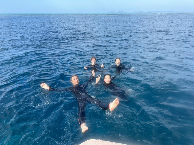 沖縄　慶良間　自社船　ダイビング　体験ダイビング
