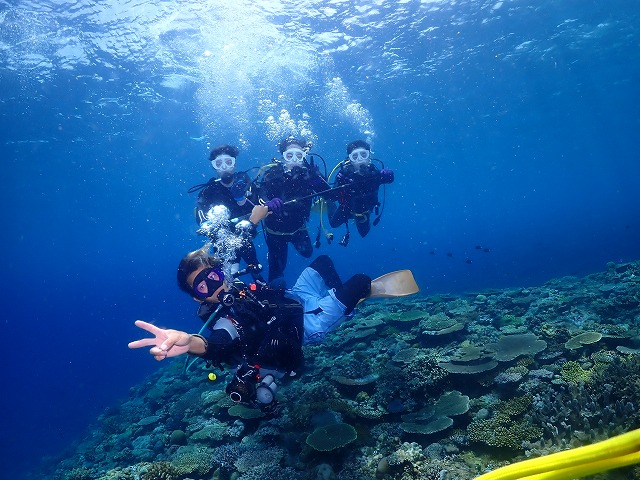 沖縄　ダイビング　慶良間　自社船