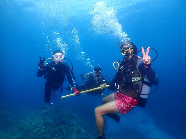 沖縄　ダイビング　慶良間　ウミガメ