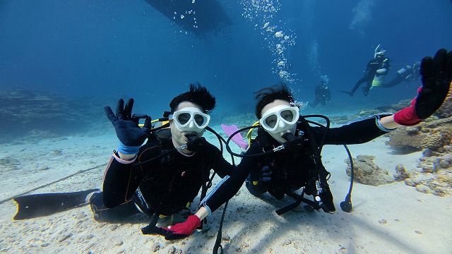 沖縄　ダイビング　慶良間　自社船